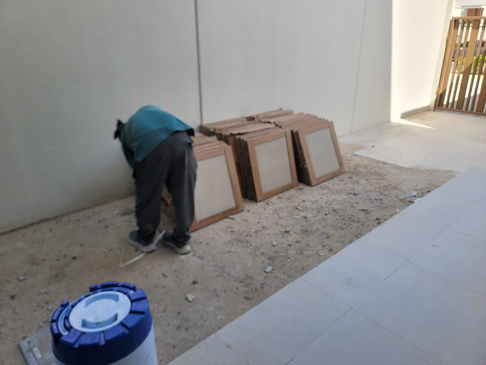 Luxury Villa Tiles Marble Flooring, Jubail Island Working Process - TILES & MARBLE WORKS - Image 4