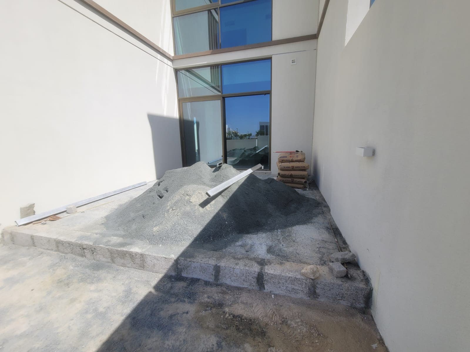 Luxury Villa Tiles Marble Flooring, Jubail Island Working Process - TILES & MARBLE WORKS - Image 7