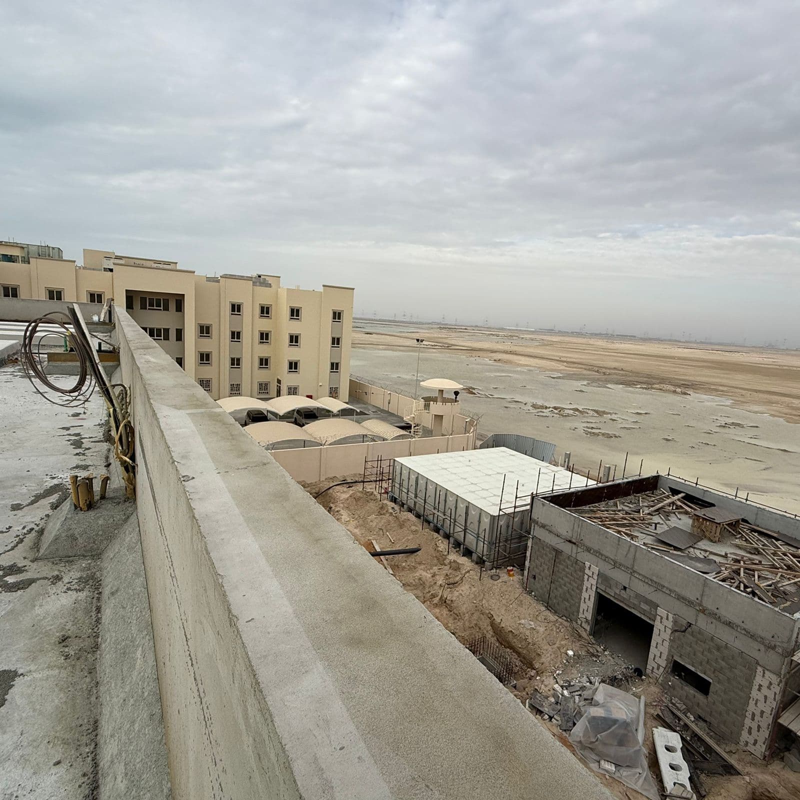 320 Units VRF System Installation – Al Taweela Housing Project | Tornado Group | AL Taweela, Abu Dhabi, UAE - Image 9